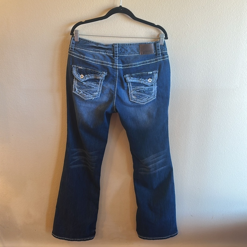 Maurices Jeans Size 13/14 Long Medium To Dark Blue Wash Fading Double Button - Picture 4 of 13
